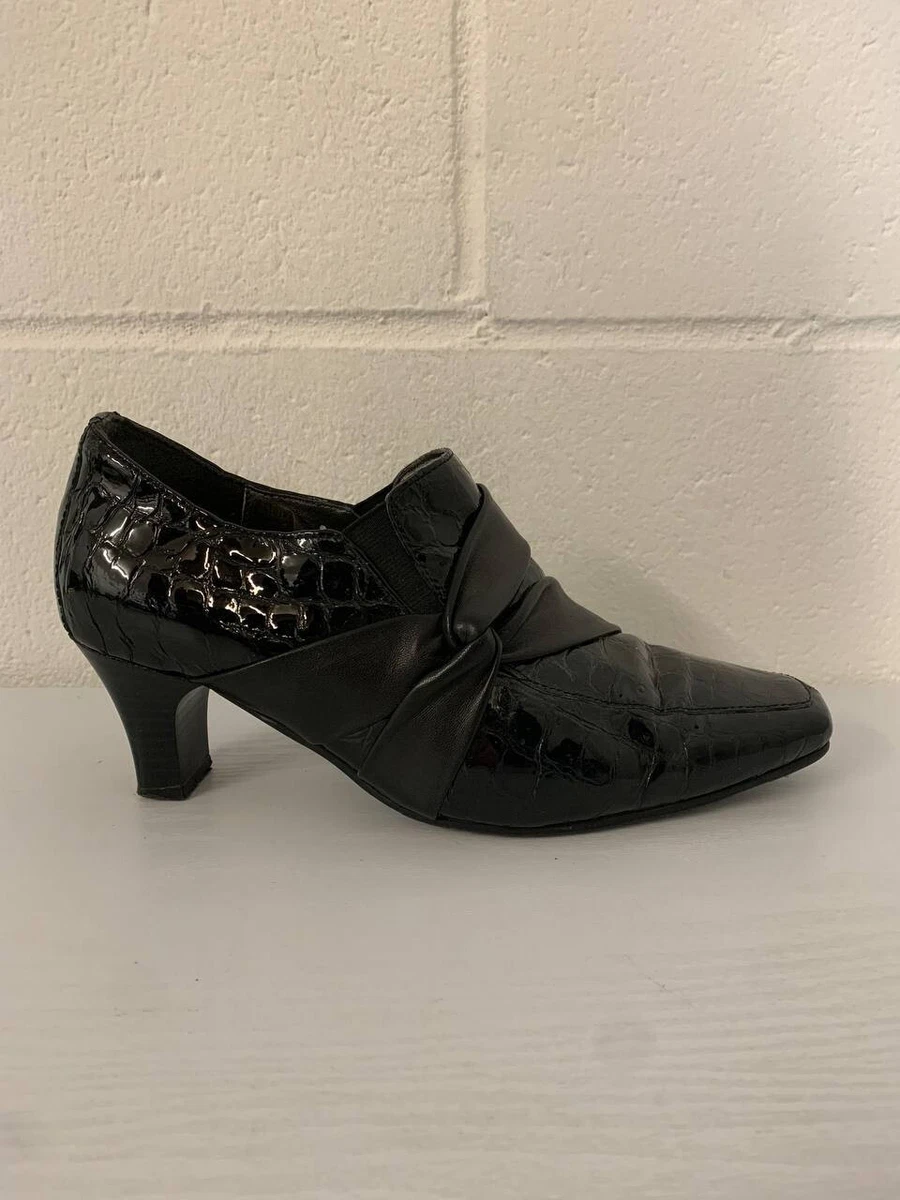 Hotter Boots Size 4.5 Black Shiny Leather Wide Fit Pull On Heeled