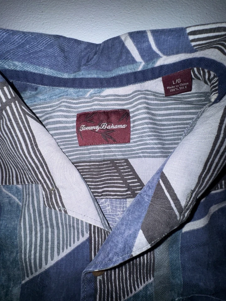 Camisa Tommy Bahama Abotonada Hombre Grande 100% Seda Abstracta Geométrica Azul Negra Foto 3 de 4