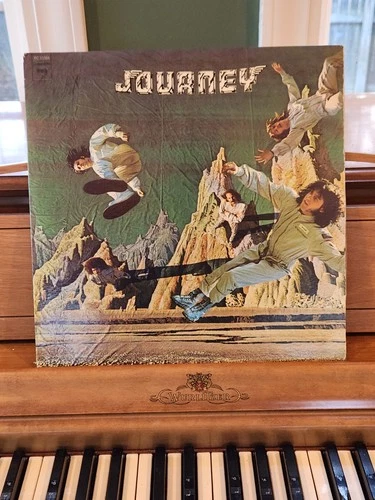 JOURNEY - Self Titled - LP  1975 Columbia PC33388 Vinyl * /Near MINT