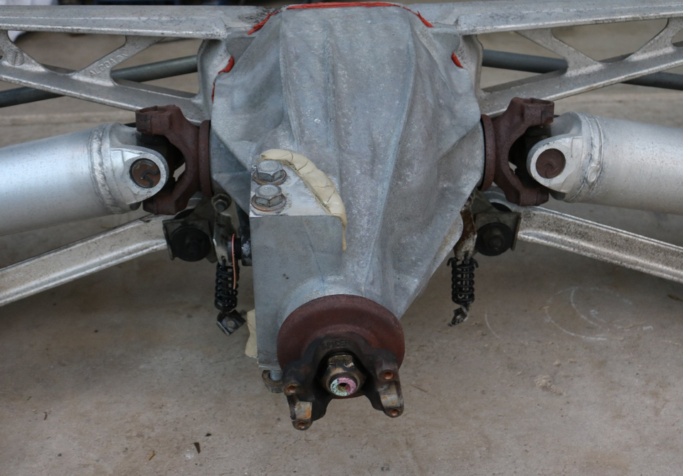 Batwing Rear Sump 1991-1996 Chevrolet Corvette C4 Rear Differential Batwing Axle Carrier ...