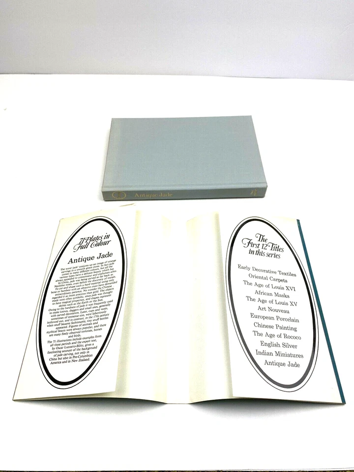 Book Antique Jade by Oscar Luzzato Bilitz Paul Hamlyn 1969 Hardcover Gift — 第 3/4 张图片