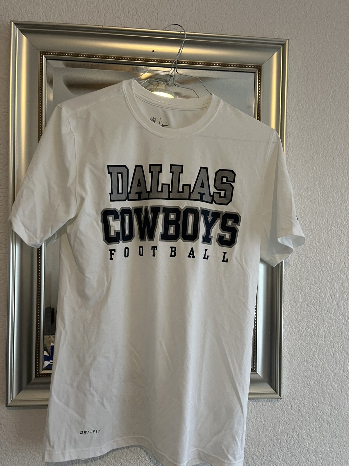 Nike Dallas Cowboys Unisex Small T-Shirt