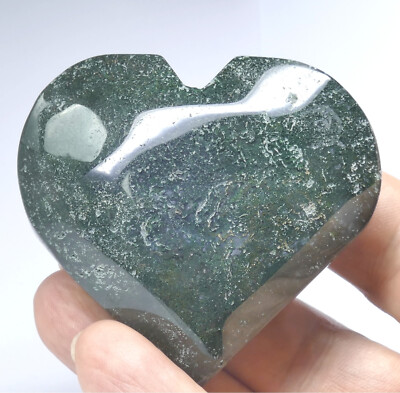 HERZ aus dunkel grünem MOOSACHAT Chalcedon  57mm Handschmeichler 07
