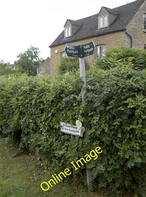 Foto 6x4 Wählen Sie Bourton-on-the-Water Die Straße um Clapton Row c2014