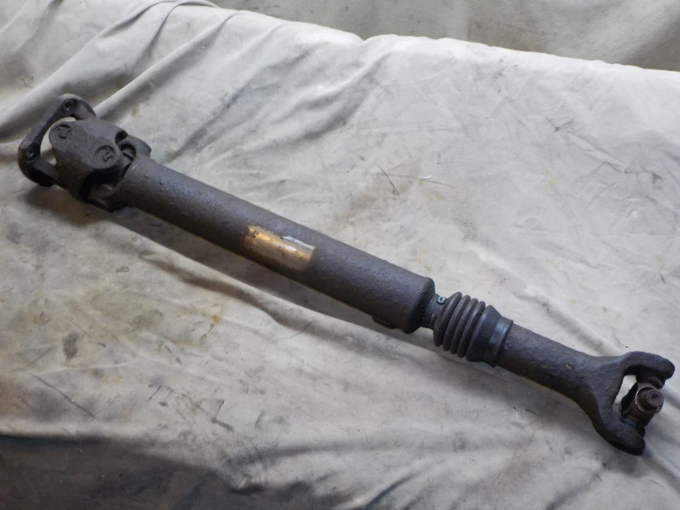 00 01 Dodge Ram 2500 3500 5.9 Diesel automatic front driveshaft Needs U-joints Foto 4 de 4