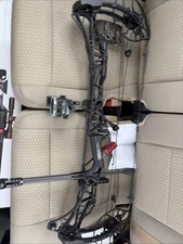 Mathews Lift 29.5 Right-Handed