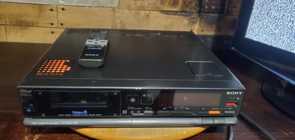 Video 8 Cassette Recorder - Sony EV-C45E