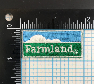 VINTAGE FARMLAND INDUSTRIES FARMER OWNED 2'' IRON ON PATCH A8