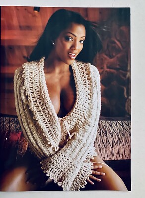 【ブックマーク56】Hooters フーターズ・セット Amazon.com: Hooters MagazineJuly/August 2007, Fantastic