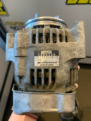 TRIUMPH ALTERNATOR T1300350
