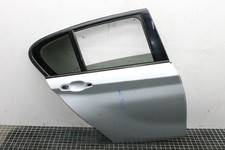 BMW 1 F20 118d T�r Hinten Rechts 2.0 Diesel 105kw 2013 Farbe GLACIERSILBER A83