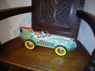 VIBRANT 50s YONEZAWA ATOM CAR TINPLATE RACER JAPAN RARE TIN TOY