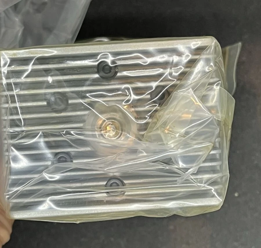 O.S. MAX-61SF-H 9.97cc 2 stroke glow engine for R/C helicopter, new f/s - Image 4 of 4