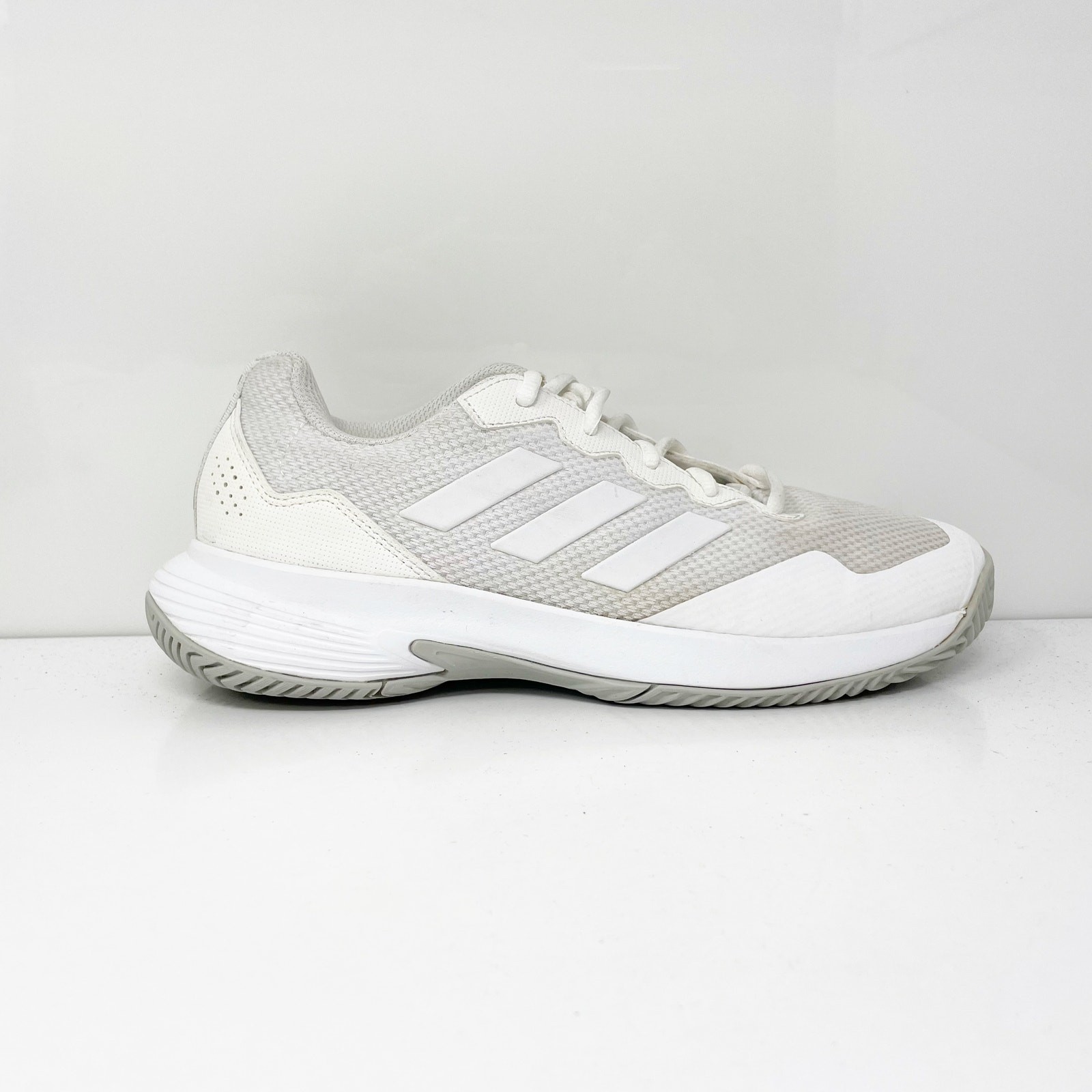 Adidas Womens Gamecourt 2 GW4971 White Running Shoes Sneakers Size 8.5 Adidas Womens Gamecourt 2 GW4971 White Running Shoes Sneakers Size 8.5