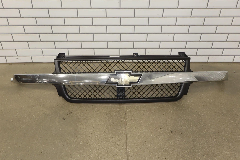 01-02 Chevy 2500HD GMT800 Front End Conversion Kit Grille/Bumper/Hood OEM Foto 4 de 4