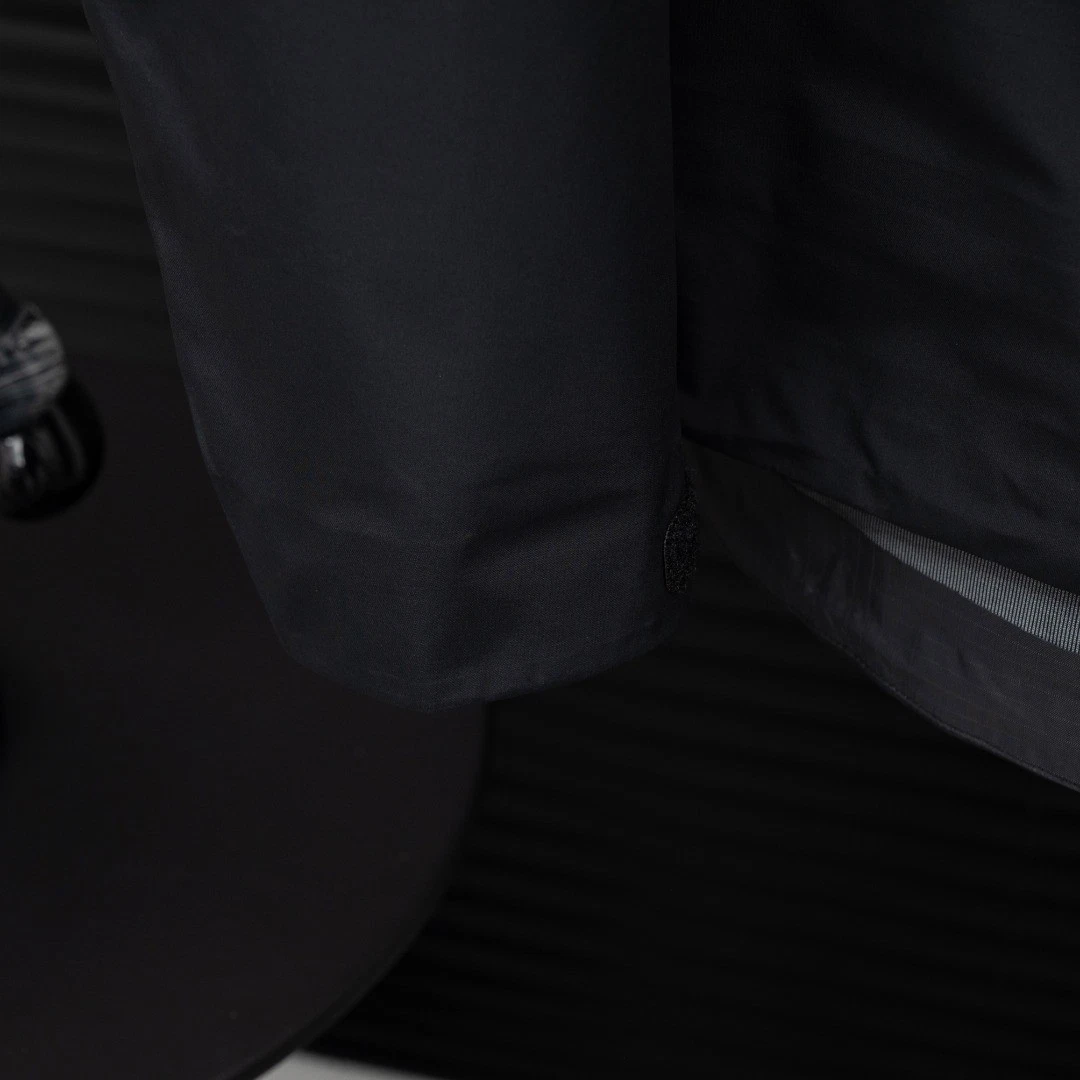 Arcteryx BETA LT winter Jacket Men’s Black Size L new - product detail image 7