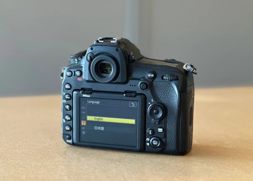 Nikon D850 Gehäuse (192.186 Ausl.) vom händler Private-Fotografie.nl - Bild 3 von 4