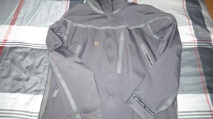 mountain hardwear conduit softshell