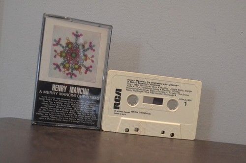 Holiday Cassette Tape SALE Pick Your Own ~ Christmas ~ Hanukkah ~ Jazz ~ Pop - Picture 50 of 92