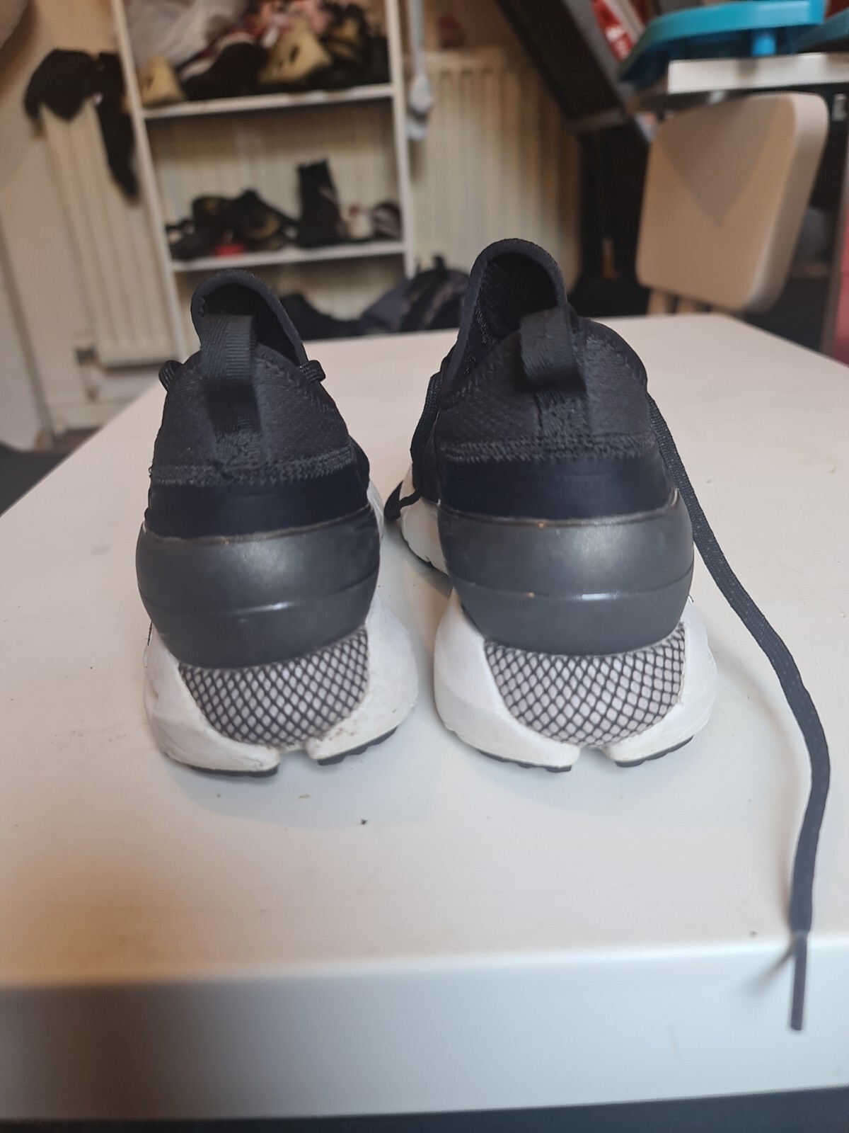 Picture 20 of 24