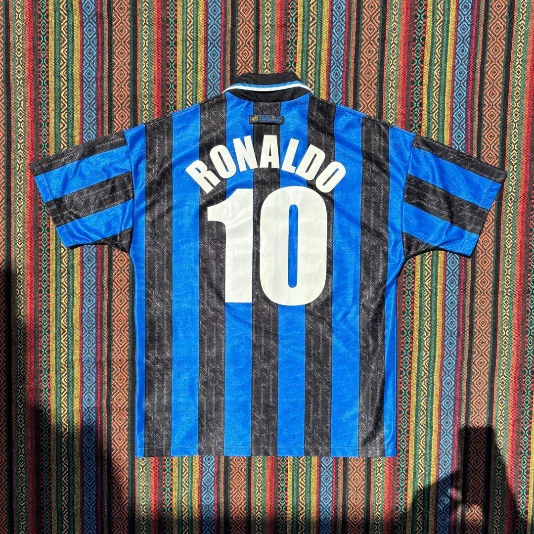 インテル サッカーユニホーム vintage Ronaldo 9 インテル サッカーユニホーム vintage Ronaldo 9 サッカー