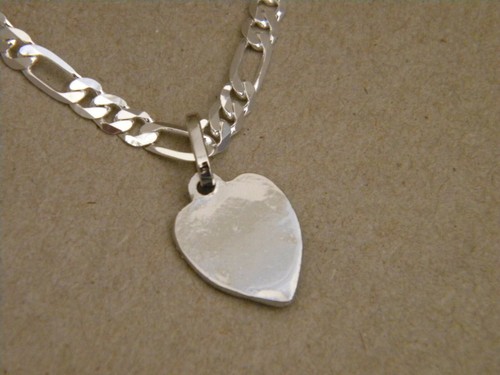 Lady's Silver Plated 20in Long 3mm Wide Figaro Chain & Sacred Heart Charm Set - Picture 2 of 9