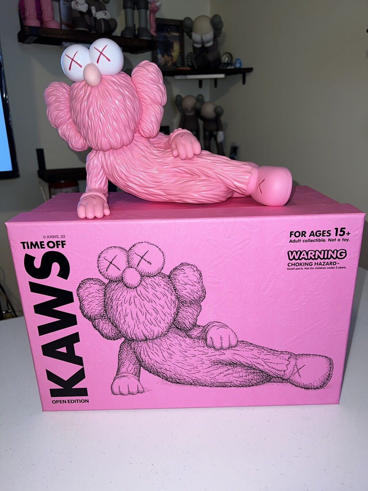 KAWS TIME OFF Vinyl Figure -Black