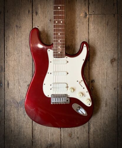 1994 Fender Jeff Beck Hr. Serie Stratocaster Refin in Candy Apple Red & Case - Bild 1 von 17