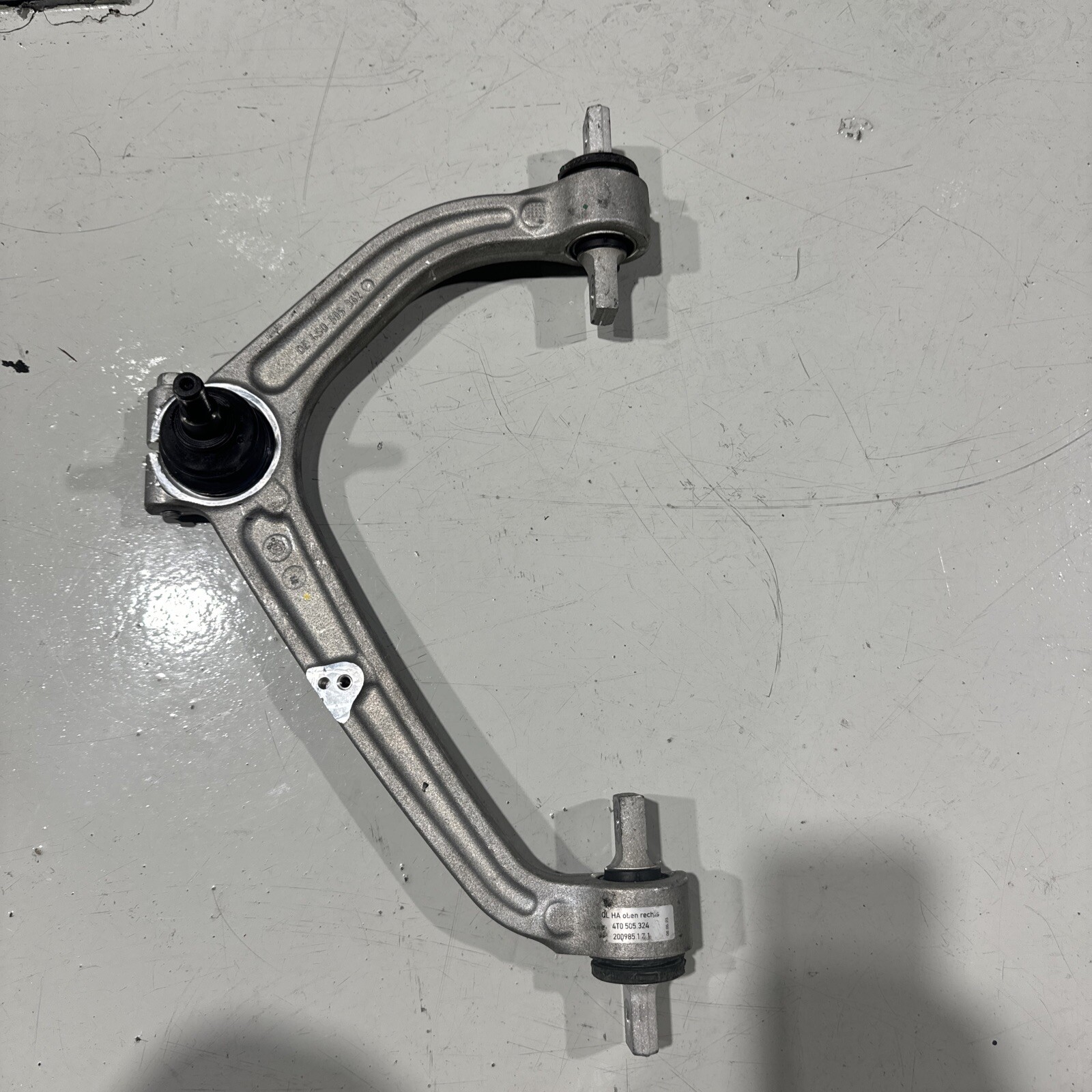 Lamborghini Huracan Control Arm 4T0505324