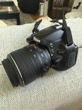 Nikon D5100 16.2MP Digital SLR Black w/ 18-55mm AF-S DX Lens With KATA Bag