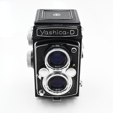 Yashica D 6x6 Twin Lens Camera w/ Yashinon 80mm f3.5, 1-1/500 1970 TLR 129
