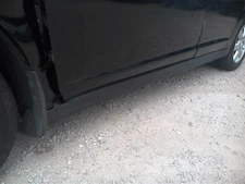 2009 09 Nissan Versa left driver rocker molding black side skirt OEM used