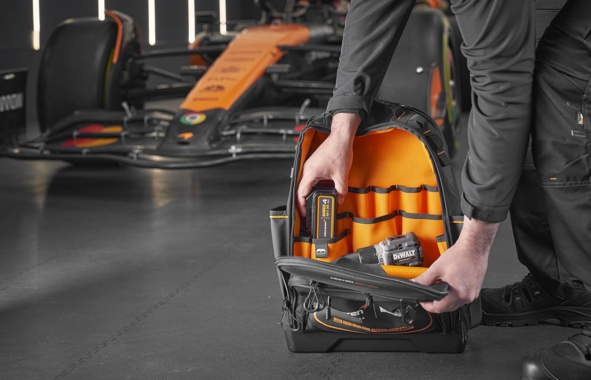 DEWALT McLaren Backpack Tool Bag Waterproof Dustproof 43 Pockets