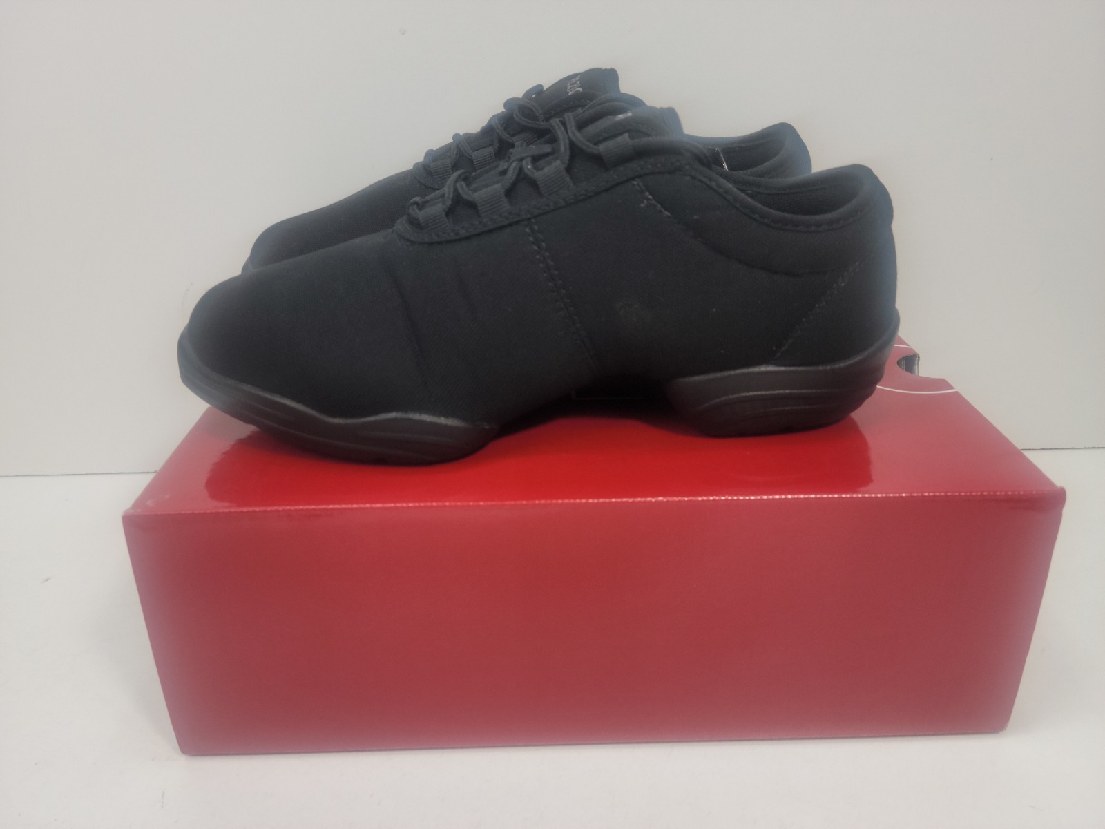 Capezio Canvas Dance Sneakers, Mens Size 10.5 DS03A