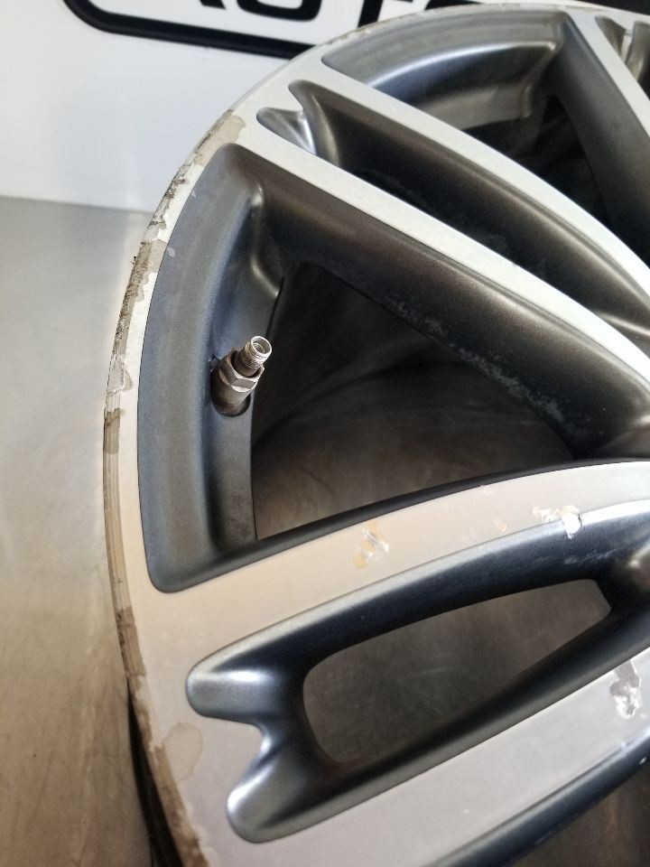Maserati Ghibli 2014-2019 Rear Right Wheel
