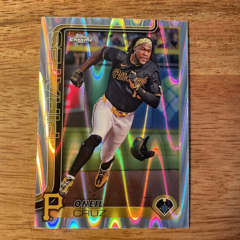 2025 Topps Chrome - Oneil Cruz #252  Wave Refractor