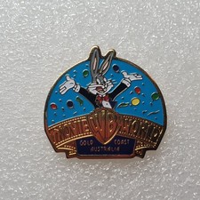 Warner Bros Movie World Bugs Bunny Pinback Button Gold Coast 1997 Australia VTG