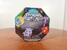 Disney Doorables VILLAINS Collection Peek 9 Exclusive Figures 2024
