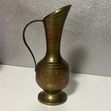 Vintage Messing Kanne 22,4 cm Henkel graviert Indien rot gr&uuml;n Lack 1950er-70er