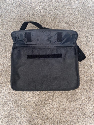 Official Sega Game Gear Deluxe Carry Travel Case Bag with Molded Insert - Picture 4 of 4
