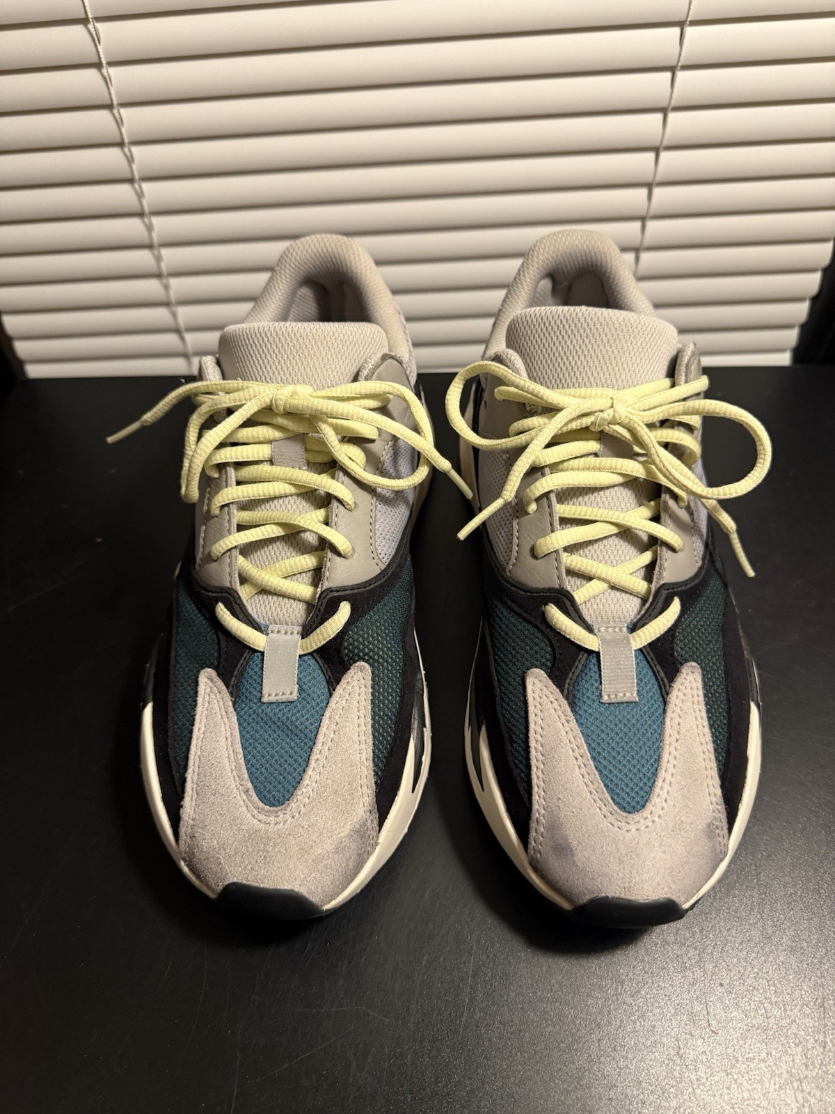 Adidas Yeezy Boost 700 Low Wave Runner Size 9 Good Condition thumbnail 2