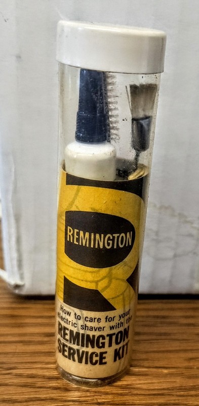Vintage Remington Service Kit For Electric Razors Shaver CIRCA 1950'S Roll Matic