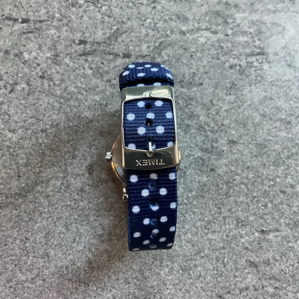 Timex Women's TW2P65300 Weekender Blue Nylon Slip-Thru Strap Watch 31mm Case A2 - Image 4 of 4