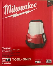 Milwaukee 2144-20 M18 Cordless/Corded Compact Site Light w Flood NEW