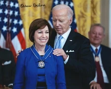 Ellen Ochoa signed astronaut NASA space 8x10 photo #4