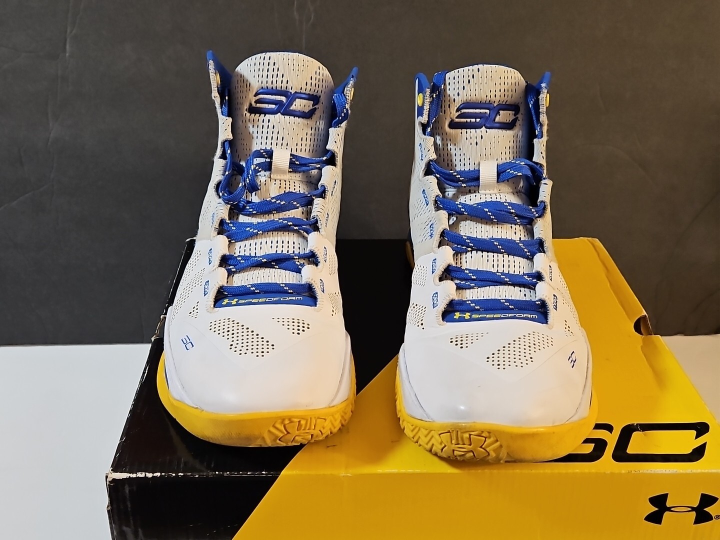 Under Armour  Curry 2 Dub Nation Warriors Size 10.5. 1259007 104