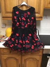 Chi Chi Of London Designer Dress 10