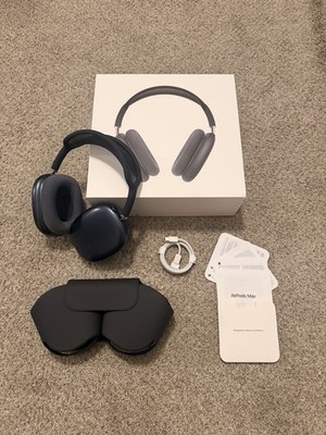 Apple AirPods Max, Magnet Smart Case & Cable, Midnight, Bluetooth, Gen 1 (2024)