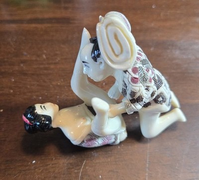 VINTAGE Erotic Japanese Netsuke Figurine Couple Shunga Sexual