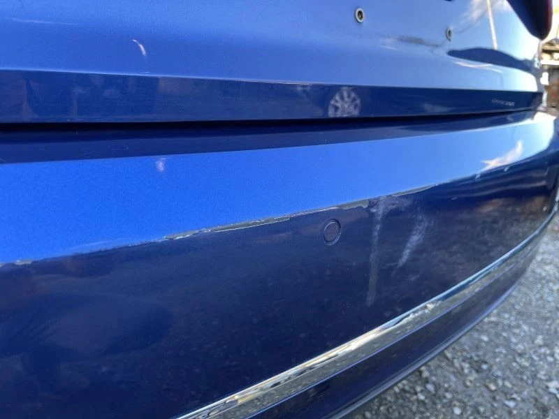 2016-19 VOLKSWAGEN PASSAT REAR BUMPER COVER NO GOOD BLUE PC:0A0A 66K SPORT 50933 - Image 4 of 4